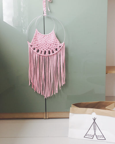 Noma macramé wandhanger ringen roze L