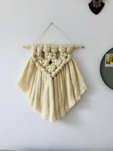 Noma macramé wandhanger wol ecru L